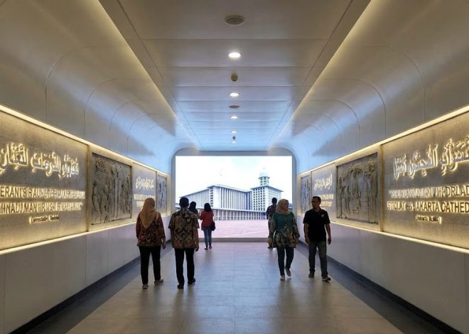 Terowongan Silaturahmi: Sejarah Masjid Istiqlal & Katedral